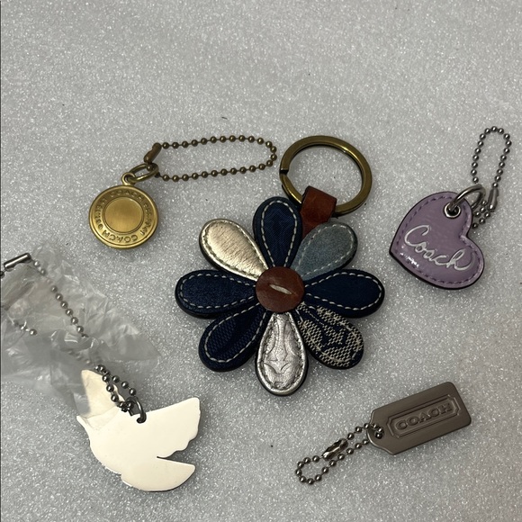 Coach Blue and Silver Flower Keychain & 3 Coach Hangtags & 1 Other - Picture 1 of 9